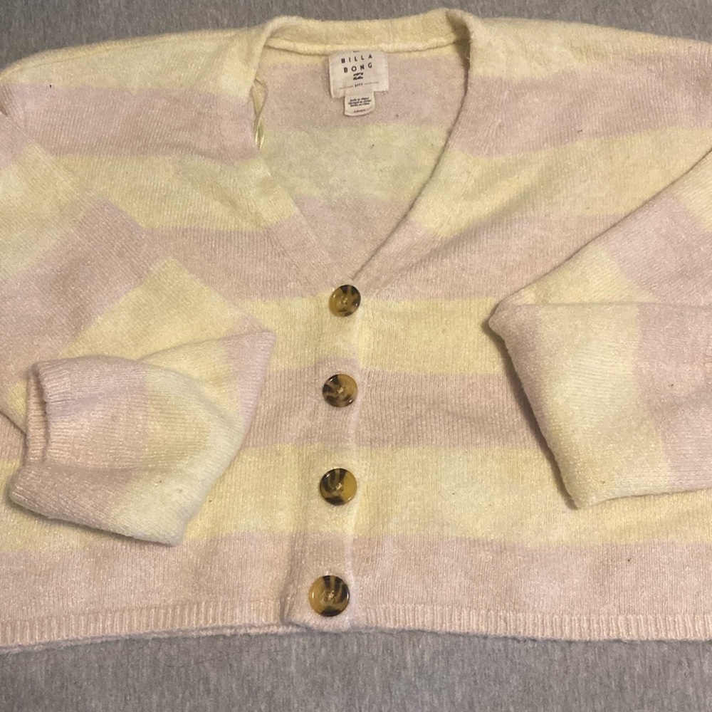Cropped oversized button down cardigan. Size small but is super oversized.